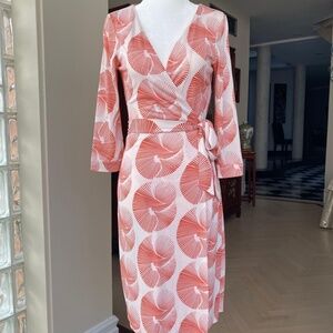 VF Diane Von Furstenberg Julian Wrap Dress size 4